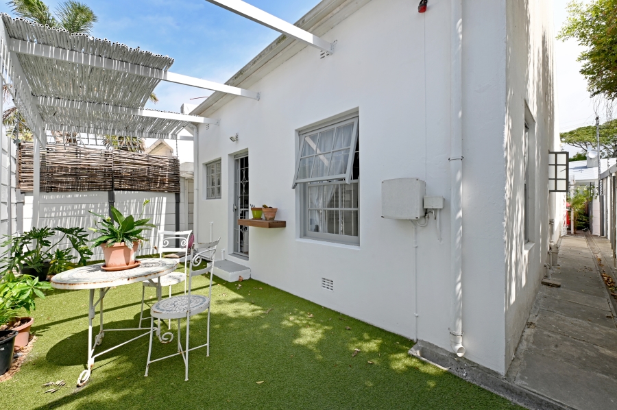 2 Bedroom Property for Sale in Kenilworth Western Cape